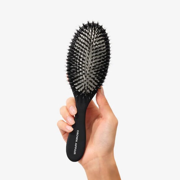 Crown Affair Boar Bristle Hair Brush- 001- *BNIB*